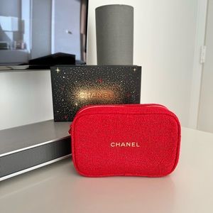 CHANEL 2021 Holiday makeup case & box